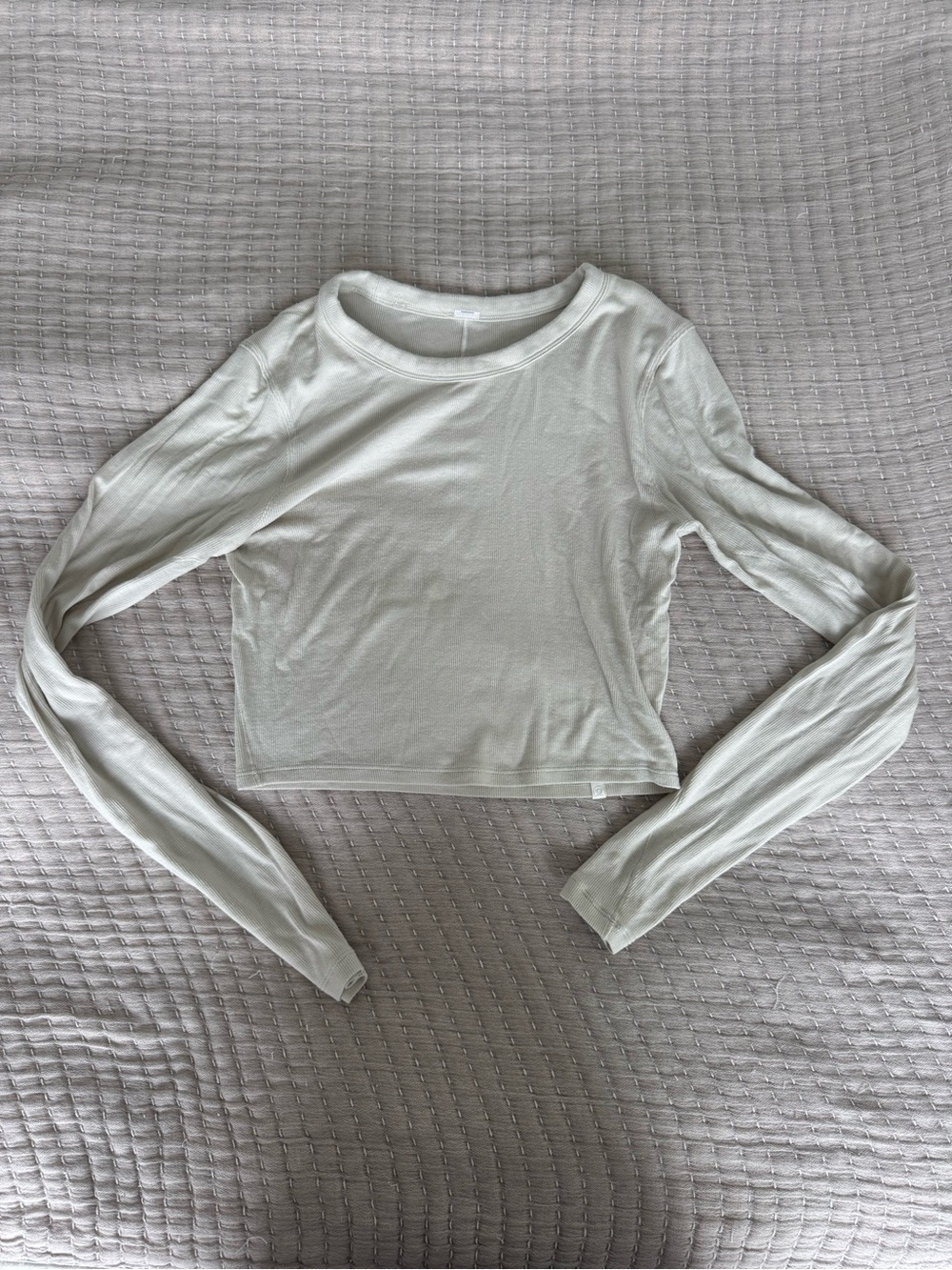 Lululemon Hold Tight Straight Hem Cropped Long Sleeve Shirt